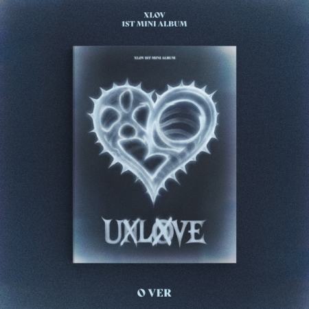 (黑色/O版)第一張迷你專輯「UXLXVE」(韓國進口版)