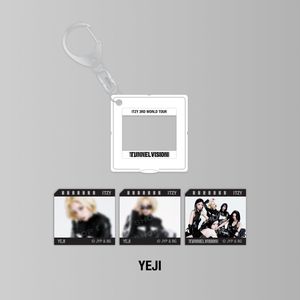 [3RD WORLD TOUR-TUNNEL VISION]-(YEJI)相片鑰匙圈(韓國進口)