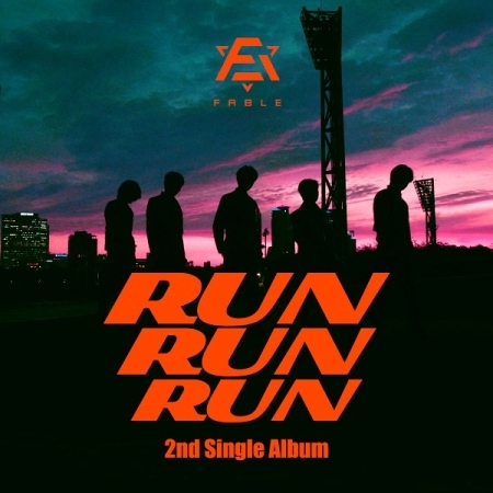 第二張單曲「RUN RUN RUN」(韓國進口版)