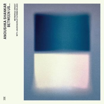 Between Us... (feat. Manu Delago) (Live)