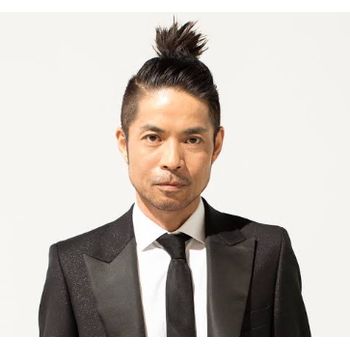 THE BADDEST IV＆Timeless Hits (日本進口初回生產限定B盤)